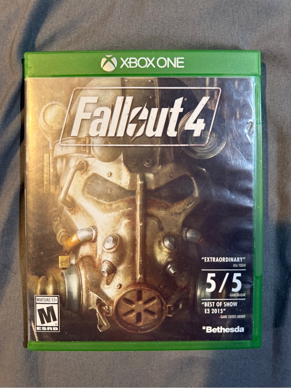 Fallout 4 (Xbox One) - Green Case